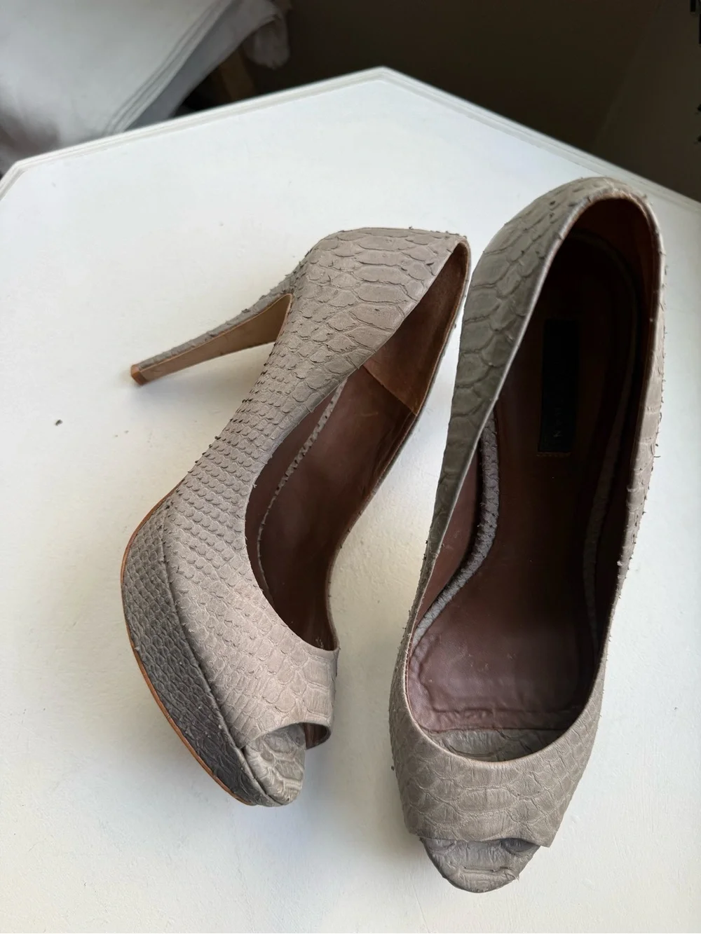 Zara Grey Snakeskin Stilettos sz 10 - Picture 4 of 8